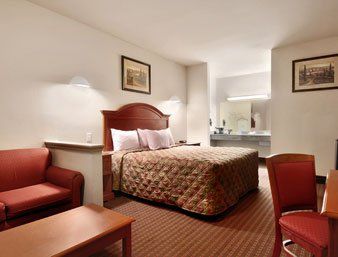 Palace Inn And Suites Baytown Room photo